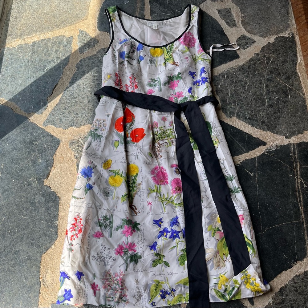 Anthropologie Moulinette Sœurs silky flower dress